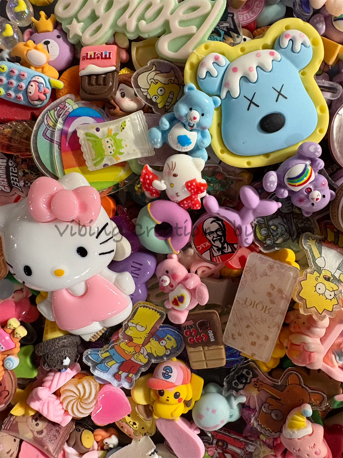Mystery Flatbacks & Charms Scoop
